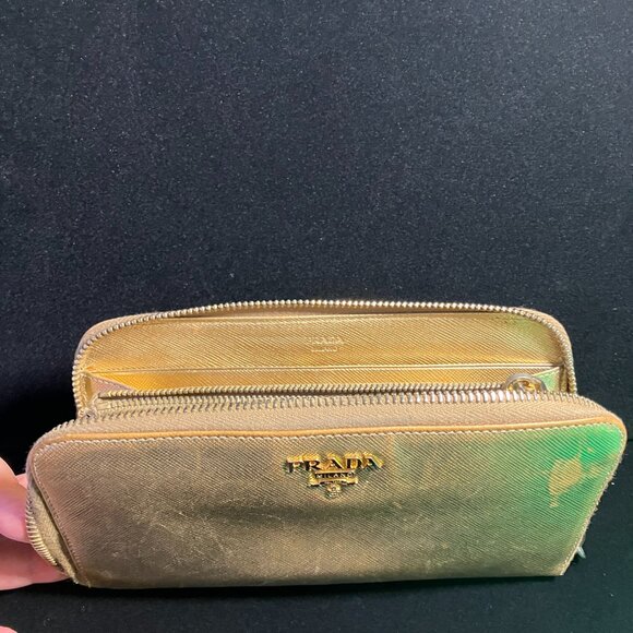 LOW START Rare Gold Prada Wallet - Picture 6 of 9